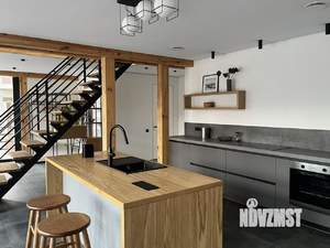 Дом 240м², 2-этажный, на длительный срок,