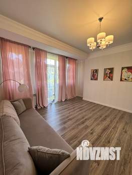 Дом 200м², 2-этажный, на длительный срок,