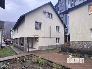 Дом 285м², 3-этажный, на длительный срок,