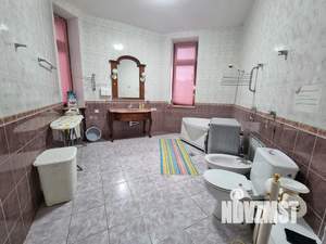 Дом 450м², 3-этажный, посуточно,