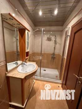 Дом 180м², 3-этажный, посуточно,