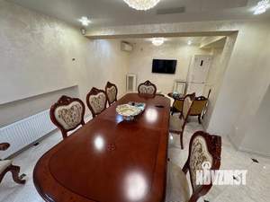 Дом 800м², 3-этажный, на длительный срок,