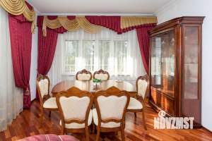 Дом 320м², 3-этажный, посуточно,