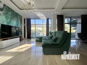 Коттедж 180м², 2-этажный, на длительный срок,