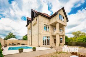 Дом 360м², 3-этажный, на длительный срок,