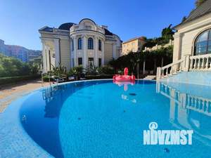 Дом 950м², 3-этажный, посуточно,