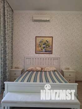 Дом 2000м², 4-этажный, посуточно,