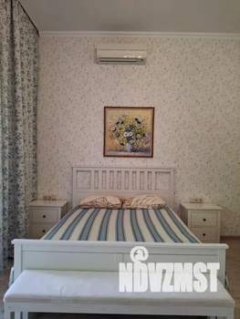 Дом 2000м², 4-этажный, посуточно,