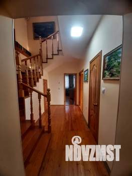 Дом 280м², 3-этажный, посуточно,