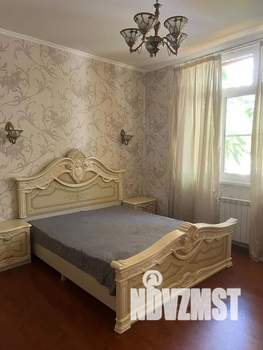 Дом 180м², 2-этажный, посуточно,