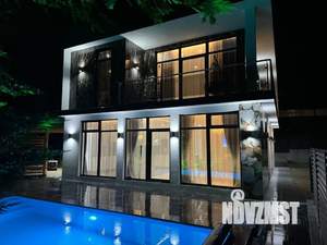 Дом 300м², 2-этажный, посуточно,