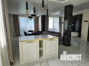 Дом 240м², 3-этажный, посуточно,