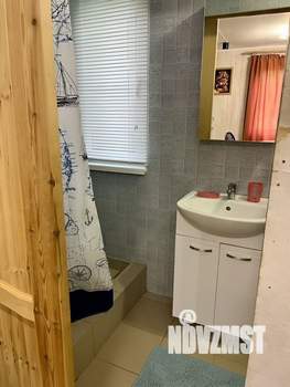 Дом 50м², 2-этажный, на длительный срок,