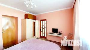 Дом 50м², 3-этажный, посуточно,