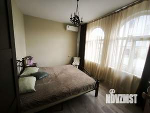 Коттедж 180м², 2-этажный, на длительный срок,