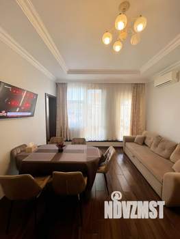 Таунхаус 131м², 3-этажный, на длительный срок,