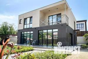 Дом 188м², 2-этажный, посуточно,