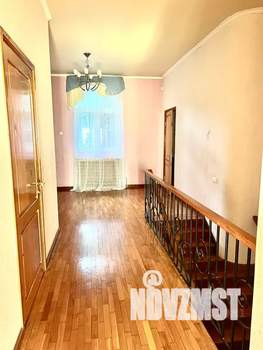 Дом 250м², 2-этажный, посуточно,