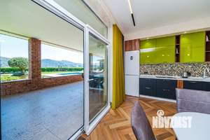 Коттедж 240м², 3-этажный, на длительный срок,