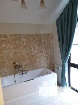 Дом 140м², 2-этажный, посуточно,