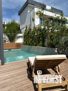 Дом 188м², 3-этажный, посуточно,