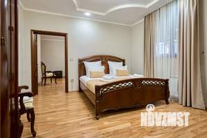 Дом 480м², 3-этажный, посуточно,