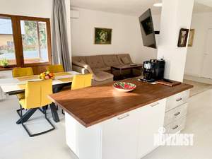 Дом 300м², 3-этажный, посуточно,