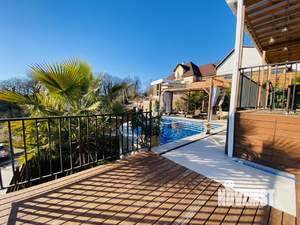 Дом 205м², 3-этажный, посуточно,