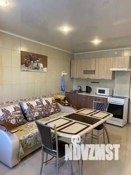 Дом 60м², 3-этажный, посуточно,