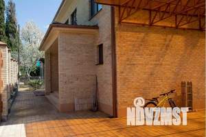 Дом 150м², 2-этажный, посуточно,