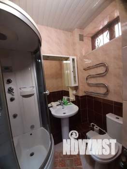 Дом 280м², 3-этажный, посуточно,