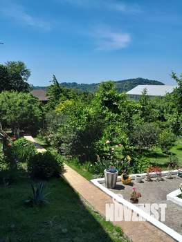 Дом 287м², 2-этажный, на длительный срок,