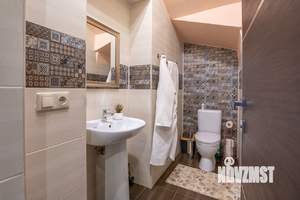 Дом 200м², 2-этажный, посуточно,