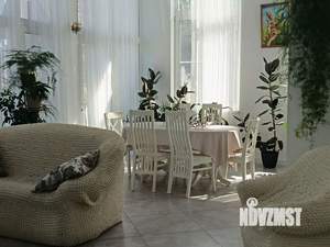 Дом 180м², 3-этажный, посуточно,