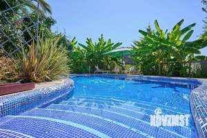 Дом 450м², 4-этажный, посуточно,