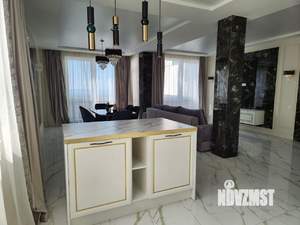 Коттедж 240м², 3-этажный, на длительный срок,