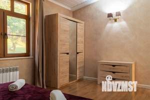 Дом 300м², 2-этажный, посуточно,