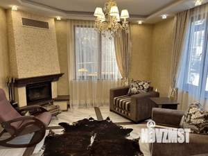 Дом 210м², 3-этажный, посуточно,