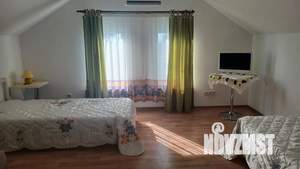 Дом 40м², 3-этажный, посуточно,