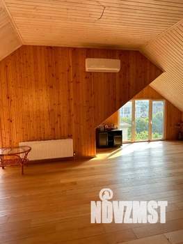 Дом 320м², 3-этажный, посуточно,