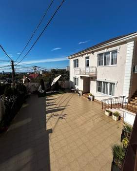 Дом 200м², 2-этажный, на длительный срок,