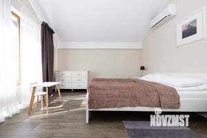 Коттедж 180м², 2-этажный, на длительный срок,