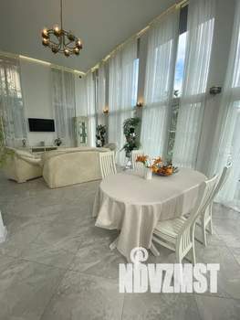 Дом 200м², 3-этажный, посуточно,