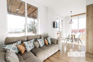 Дом 300м², 3-этажный, посуточно,