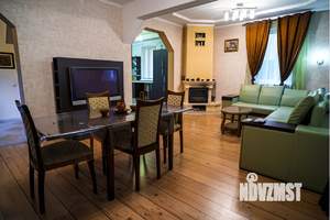 Дом 280м², 4-этажный, посуточно,