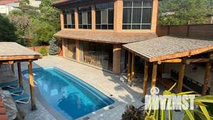 Дом 160м², 2-этажный, посуточно,