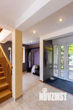 Дом 240м², 3-этажный, посуточно,