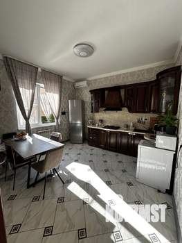 Дом 200м², 2-этажный, на длительный срок,