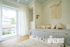 Дом 150м², 3-этажный, посуточно,