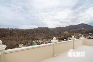 Коттедж 270м², 3-этажный, на длительный срок,